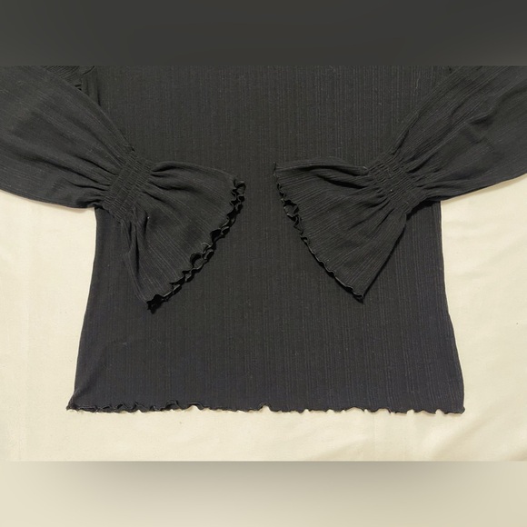 OAK + FORT Ribbed Jersey Top with Ruffled Sleeves - Picture 3 of 8